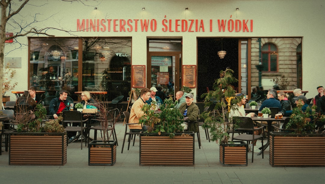 Edzomaszk Mire Jo — Home